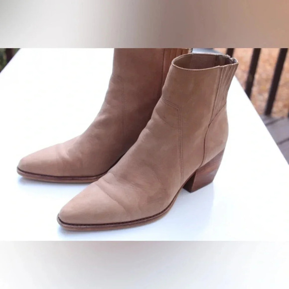 Vince Camuto Devena ankle boots - Picture 10 of 11